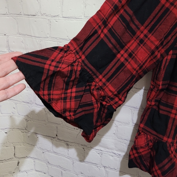 Sanctuary Julia Black & Red Plaid Top Size Medium - Picture 2 of 4